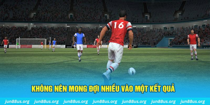 ee88 app ÁT CHỦ BÀI GIÀNH LẤY ZHUANG NIUNIU ( XEM 3 LÁ )